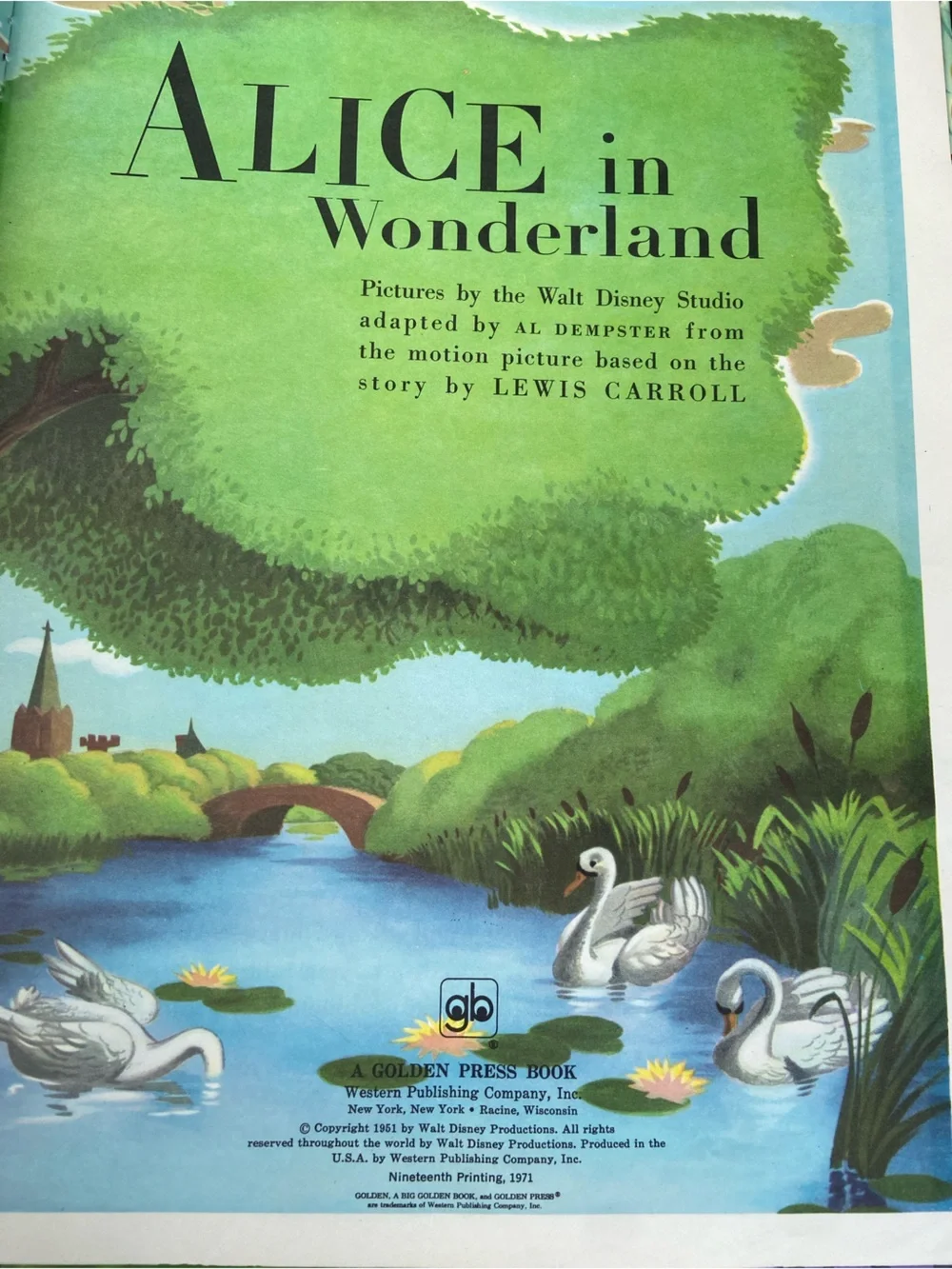 Vintage 70s 1970’s Disney Disney’s Alice in Wonderland Classic children’s book